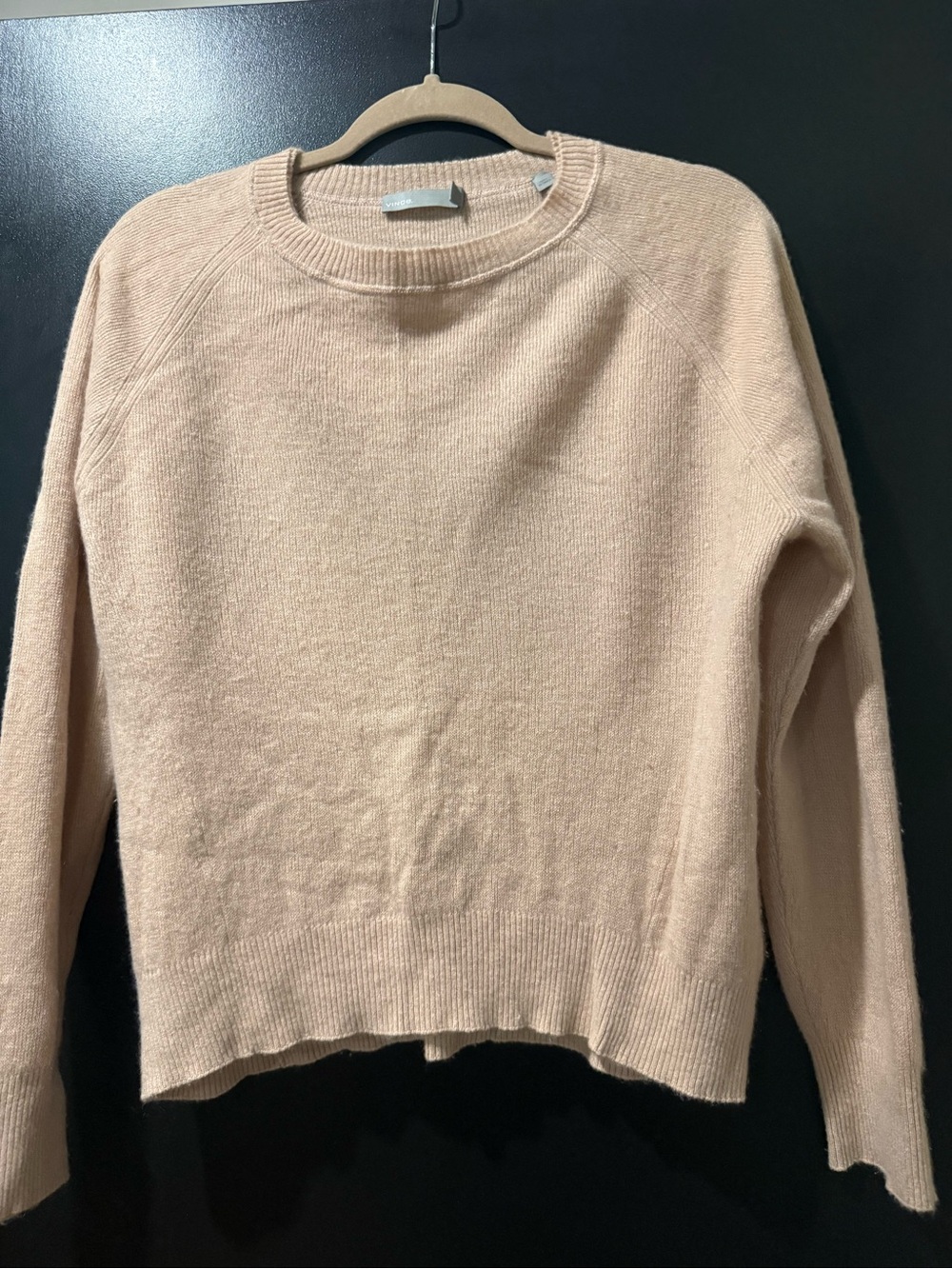 Vince cashmere blend Crewneck Sweater in Soft Blush